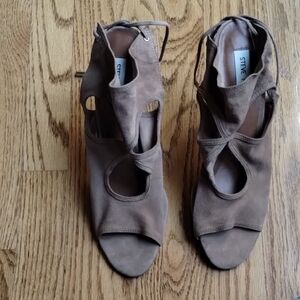 Steve Madden Tan Sandals with Geometric Straps